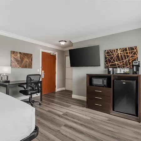 Best Western Plus La Mid-Town Hotel-3